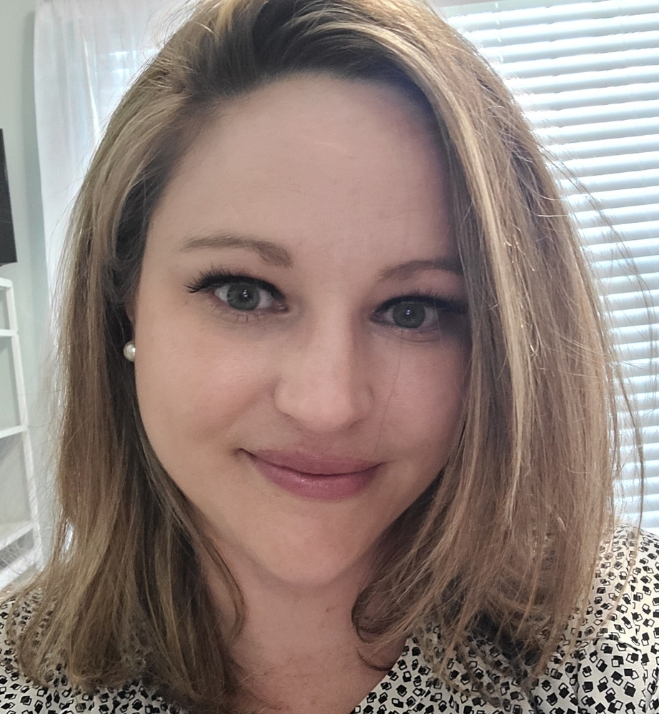 Meet your Posher, Leah
